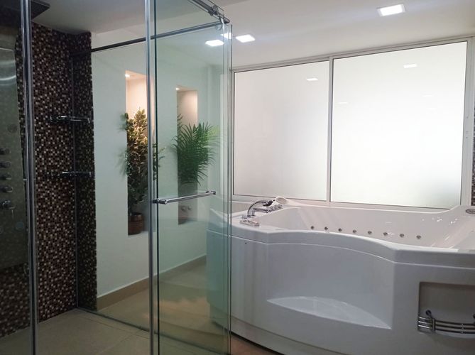 Casa de 3 alcobas en venta en El Poblado, Medellín, 510 m² · foto 14 de 20