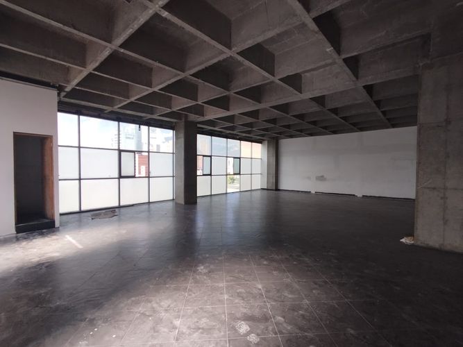 Local en arriendo en Barrio Triste, Medellín, 357 m² · foto 2 de 16