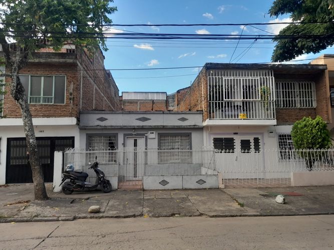 Casa de 6 alcobas en venta en Santa Elena, Cali, 147 m² · foto 24 de 24