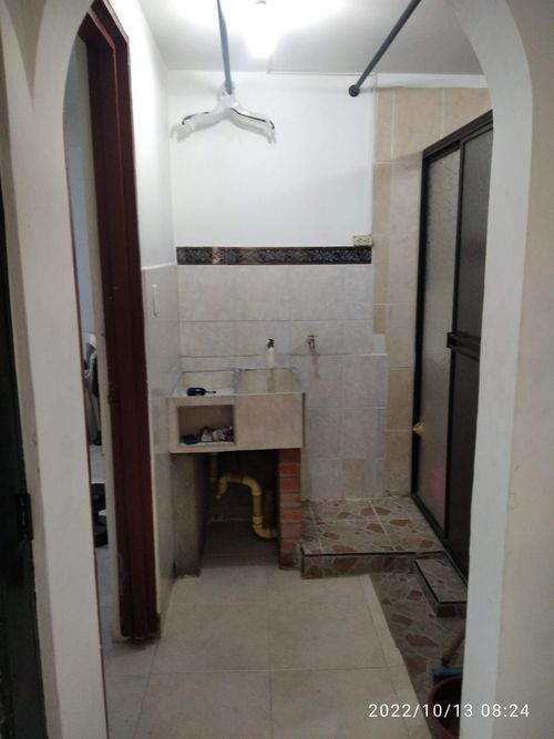 Casa de 10 alcobas en venta en Las Granjas, Cali · foto 2 de 14
