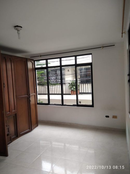 Casa de 10 alcobas en venta en Las Granjas, Cali · foto 4 de 14