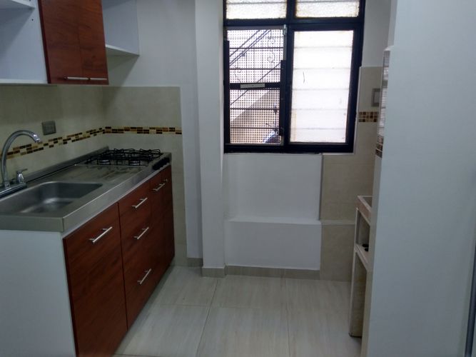 Casa de 10 alcobas en venta en Las Granjas, Cali · foto 5 de 14
