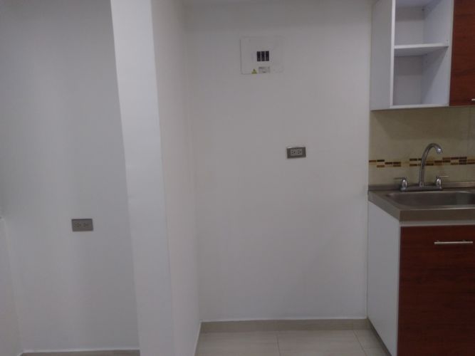Casa de 10 alcobas en venta en Las Granjas, Cali · foto 9 de 14
