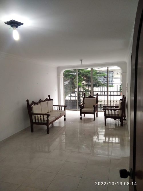 Casa de 10 alcobas en venta en Las Granjas, Cali · foto 10 de 14
