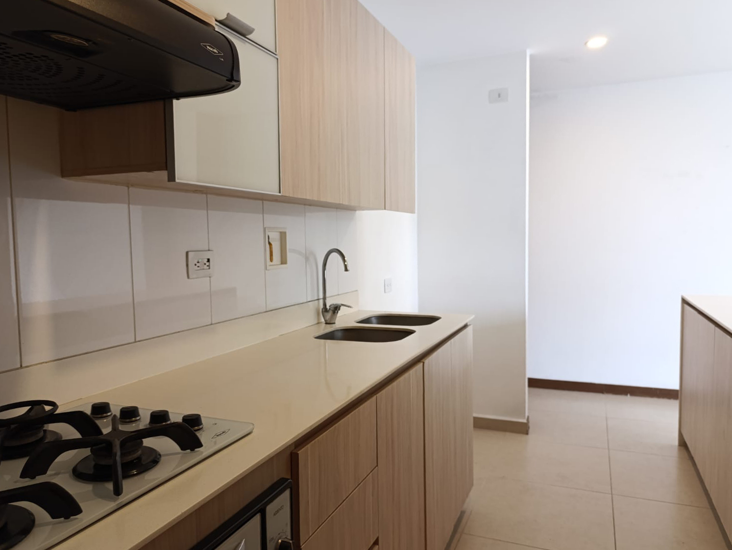 Apartamento en arriendo en El Poblado, Medellín · foto 11 de 19