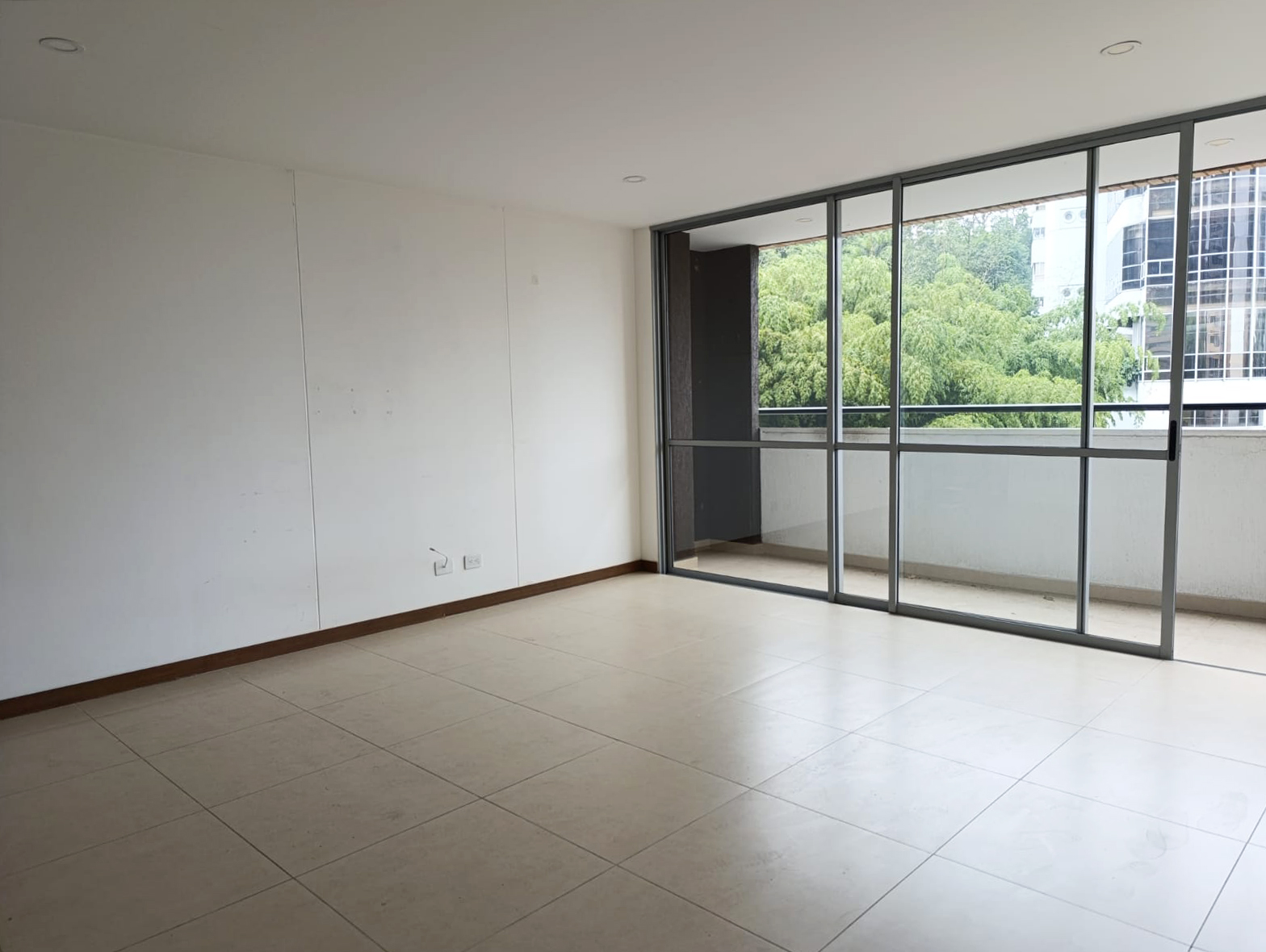 Apartamento en arriendo en El Poblado, Medellín · foto 6 de 19