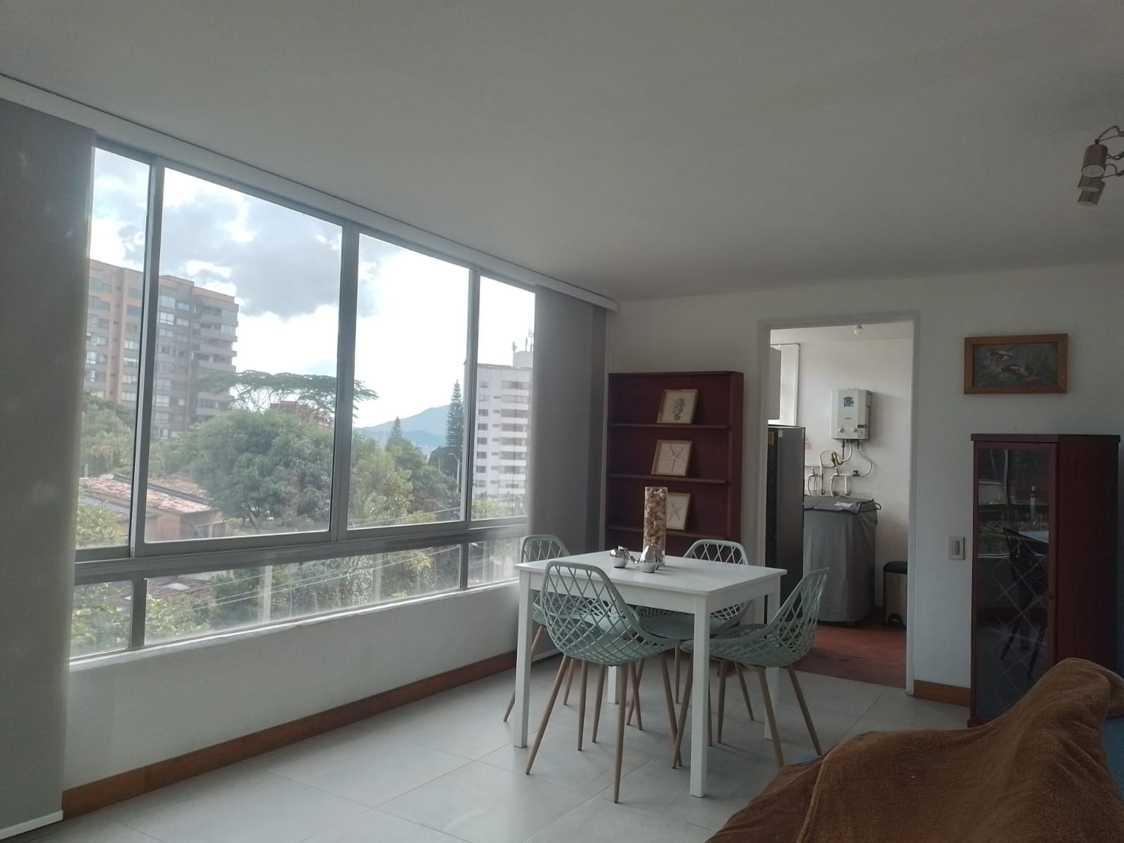 Apartamento en venta en El Poblado, Medellín · foto 3 de 13