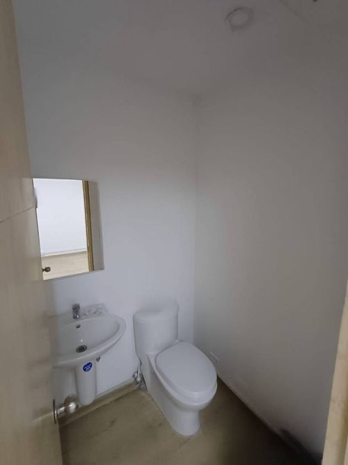 Local en arriendo en Patio Bonito, Medellín · foto 15 de 15