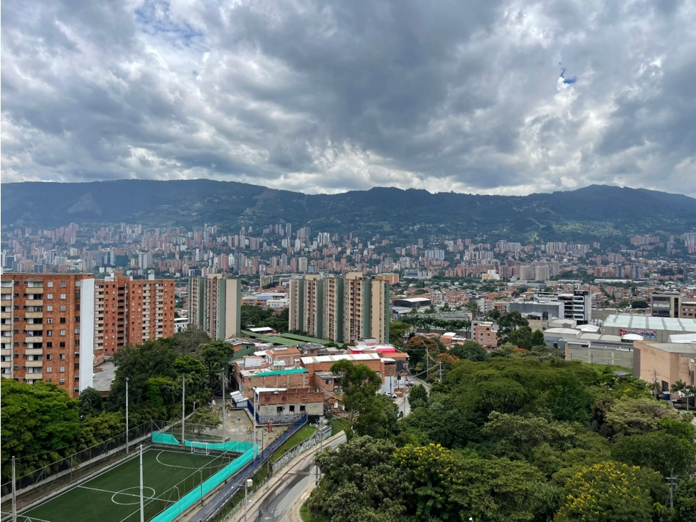 Apartamento en venta en Viviendas Del Sur, Itagüí · foto 4 de 12