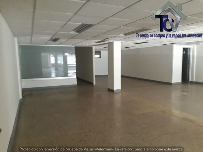 Edificio en venta en Centro, Bucaramanga, 1585 m² · foto 2 de 24