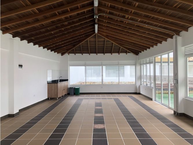 Apartamento de 3 alcobas en venta en El Tambo, La Ceja, 86 m² · foto 2 de 10