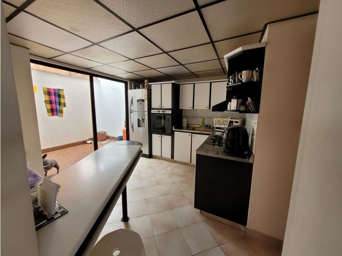 Apartamento de 4 alcobas en venta en Centro, Rionegro, 149 m² · foto 5 de 13