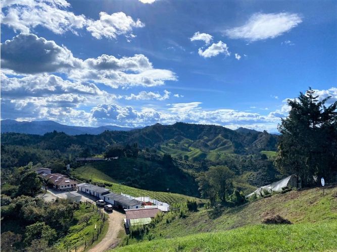 Lote en venta en Pantanillo, El Retiro, 1437 m² · foto 2 de 5