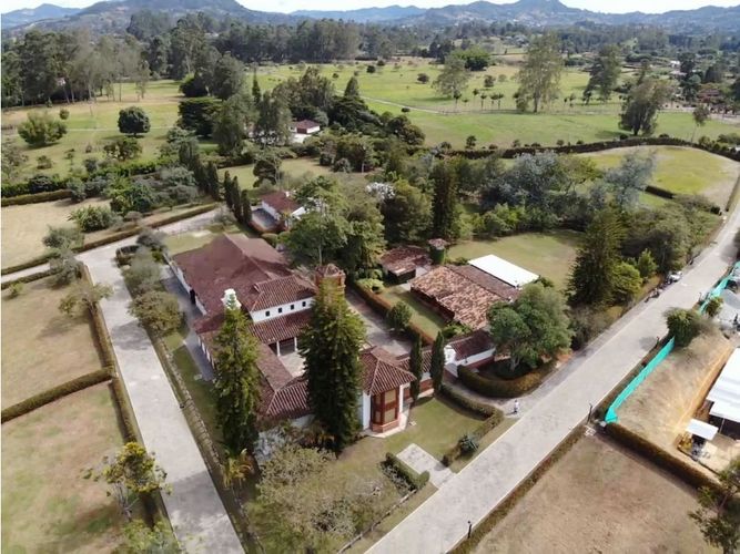 Lote en venta en Llano Grande, Rionegro, 3314 m² · foto 4 de 15
