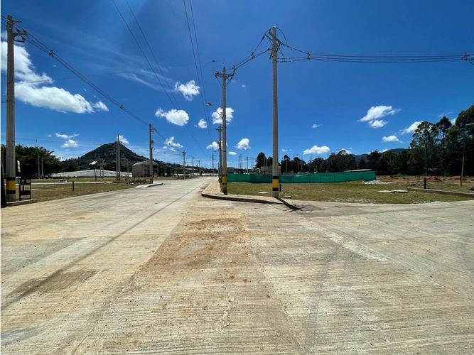 Lote en venta en La Ceja, 336 m² · foto 5 de 7