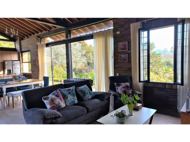 Finca en venta en Samaria, El Carmen de Viboral, 280 m² · foto 4 de 16