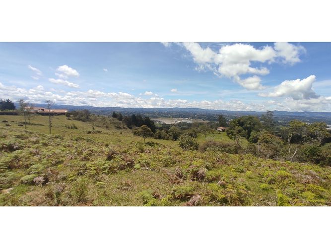 Lote en venta en Llano Grande, Rionegro, 57000 m² · foto 2 de 4