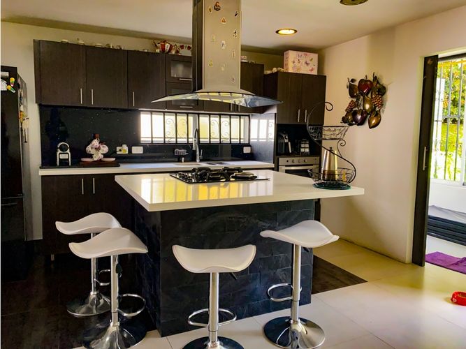 Casa de 3 alcobas en venta en El Retiro, 175 m² · foto 6 de 11