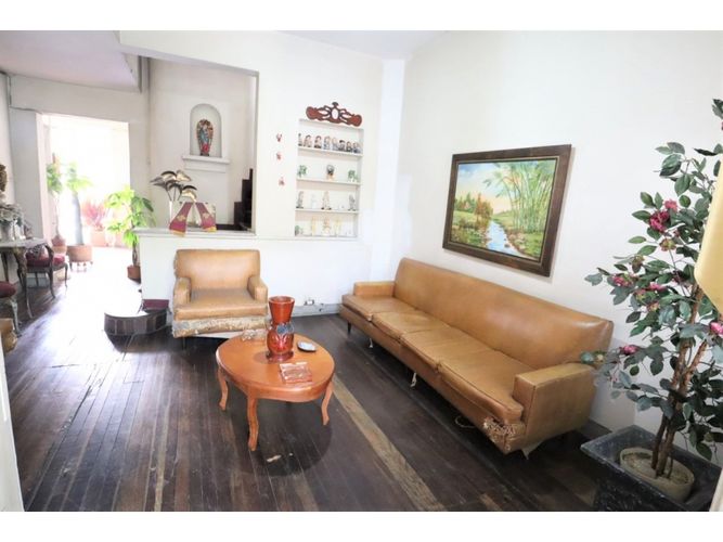 Casa de 5 alcobas en venta en Prado, Medellín, 367 m² · foto 9 de 13