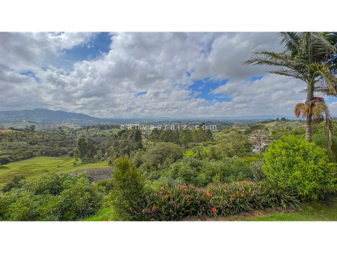 Finca en venta en Guarne, 250 m² · foto 3 de 16