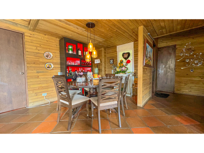 Finca en venta en Guarne, 250 m² · foto 8 de 16
