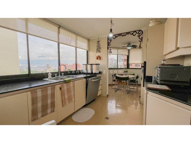 Apartamento de 4 alcobas en venta en El Poblado, Rionegro, 240 m² · foto 5 de 8