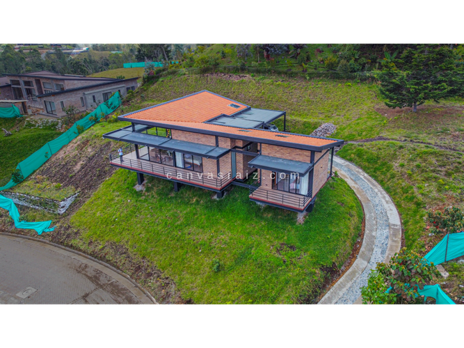 Casa de 3 alcobas en venta en Pantanillo, El Retiro, 240 m² · foto 7 de 12
