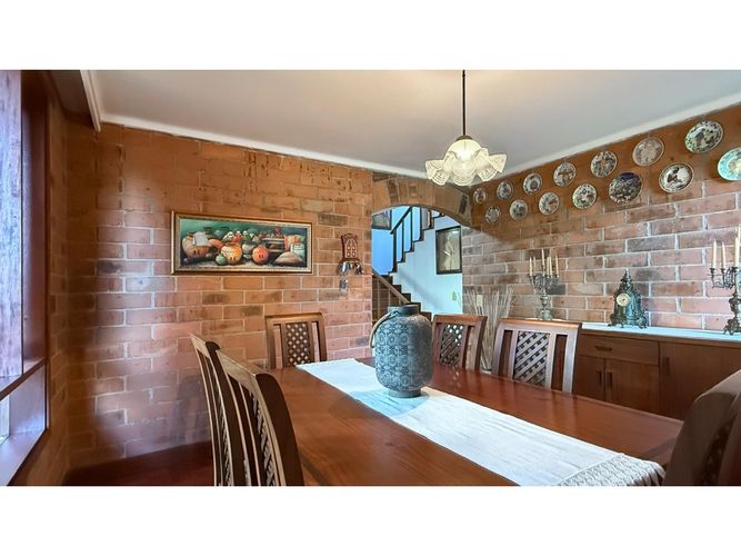 Casa en venta en Loma Del Esmeraldal, Envigado · foto 9 de 24