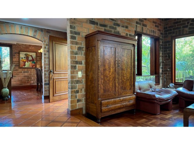 Casa en venta en Loma Del Esmeraldal, Envigado · foto 10 de 24