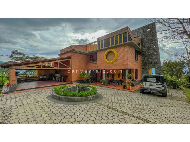 Casa de 5 alcobas en venta en Loma Del Chocho, Envigado, 400 m² · foto 6 de 9
