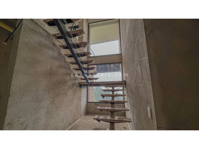 Casa de 9 alcobas en venta en Loma Del Chocho, Envigado, 691 m² · foto 6 de 13