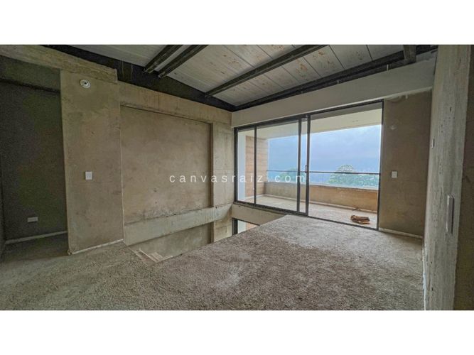 Casa de 9 alcobas en venta en Loma Del Chocho, Envigado, 691 m² · foto 9 de 13