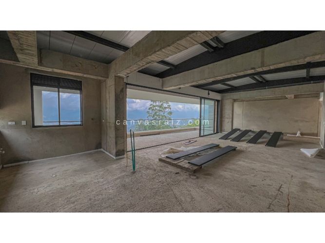 Casa de 9 alcobas en venta en Loma Del Chocho, Envigado, 691 m² · foto 11 de 13