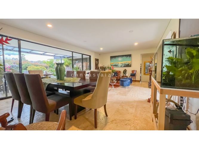 Casa de 4 alcobas en venta en Las Palmas, Envigado, 364 m² · foto 7 de 16