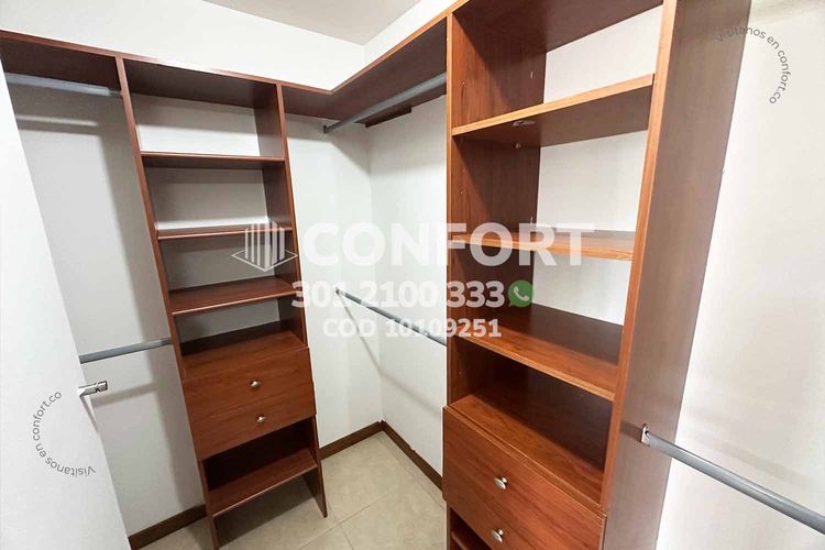 Apartamento de 3 alcobas en arriendo en Los Balsos, Medellín, 117 m² · foto 19 de 24