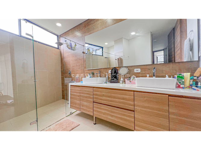 Casa de 5 alcobas en venta en Las Palmas, Envigado, 358 m² · foto 11 de 16
