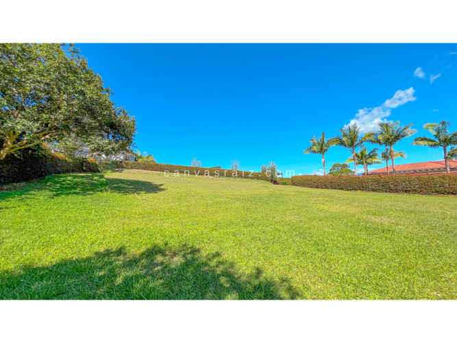 Lote en venta en El Tablazo, Rionegro, 2360 m² · foto 4 de 6