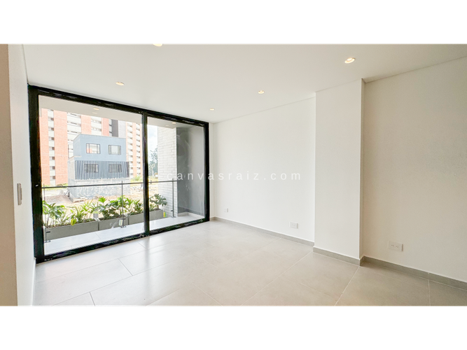 Casa de 4 alcobas en venta en Barro Blanco, Rionegro, 210 m² · foto 8 de 12