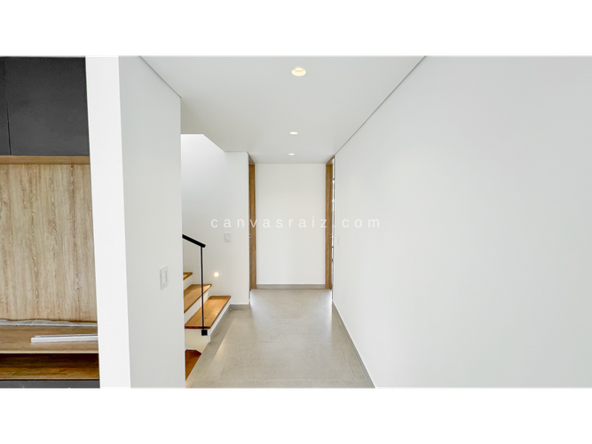 Casa de 4 alcobas en venta en Barro Blanco, Rionegro, 210 m² · foto 9 de 12