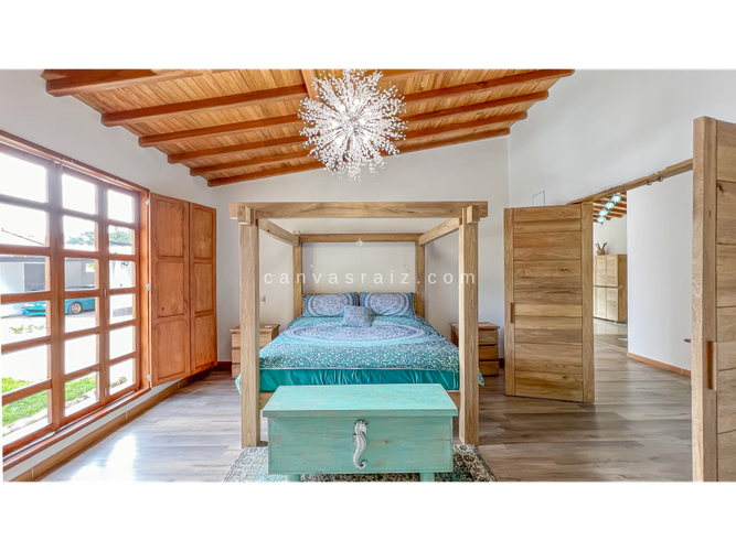 Casa de 4 alcobas en venta en El Tambo, La Ceja, 430 m² · foto 9 de 17
