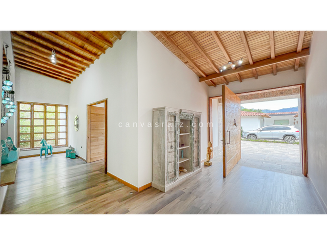 Casa de 4 alcobas en venta en El Tambo, La Ceja, 430 m² · foto 11 de 17