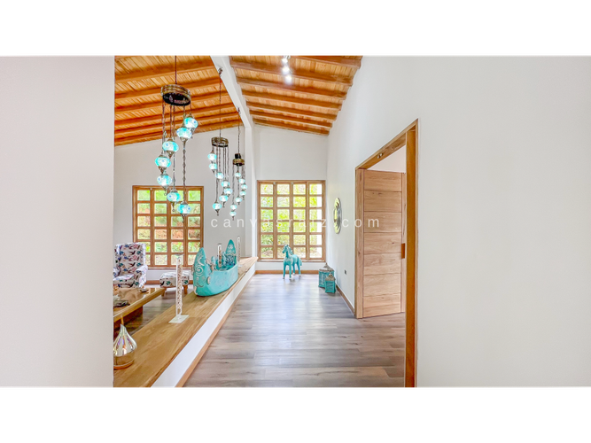 Casa de 4 alcobas en venta en El Tambo, La Ceja, 430 m² · foto 12 de 17