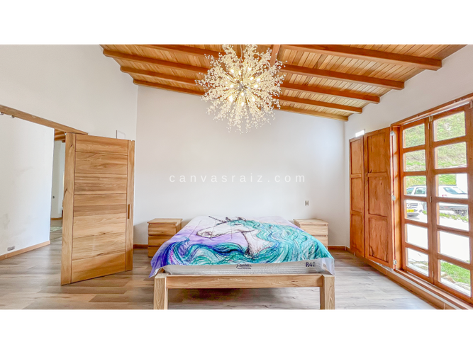 Casa de 4 alcobas en venta en El Tambo, La Ceja, 430 m² · foto 13 de 17