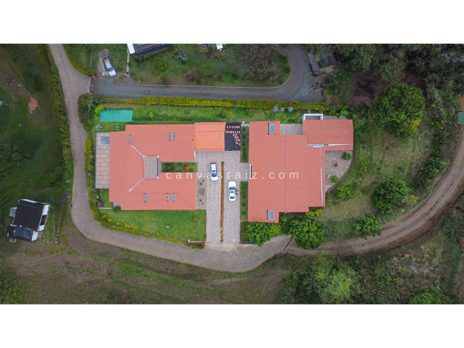 Casa de 4 alcobas en venta en El Tambo, La Ceja, 430 m² · foto 17 de 17