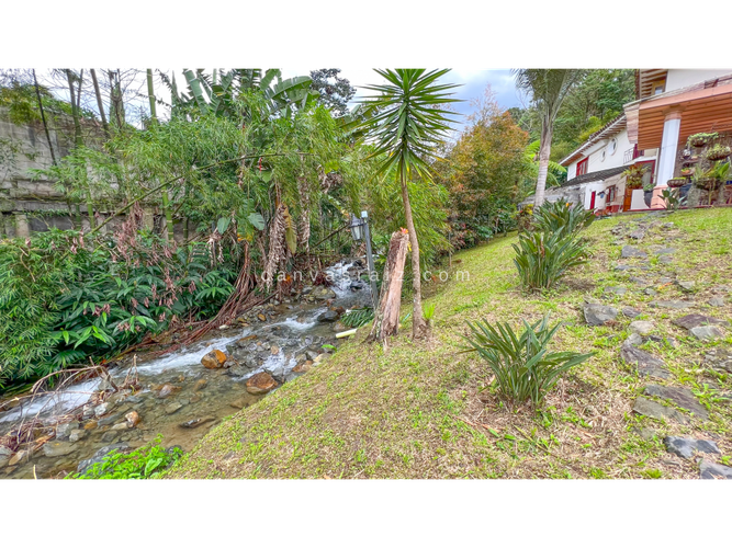 Casa de 8 alcobas en venta en El Poblado, Medellín, 860 m² · foto 15 de 16
