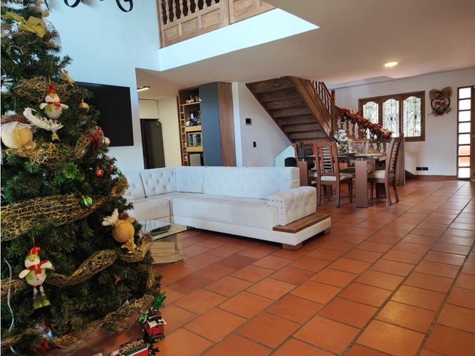 Casa de 4 alcobas en venta en El Carmen De Viboral, El Carmen de Viboral, 430 m² · foto 3 de 13