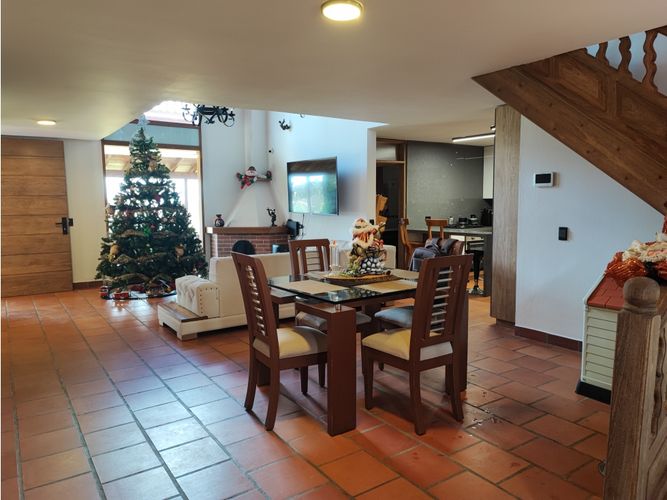 Casa de 4 alcobas en venta en El Carmen De Viboral, El Carmen de Viboral, 430 m² · foto 4 de 13