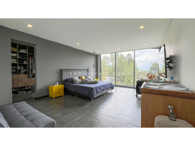 Casa de 4 alcobas en venta en Escobero, Envigado, 514 m² · foto 7 de 18