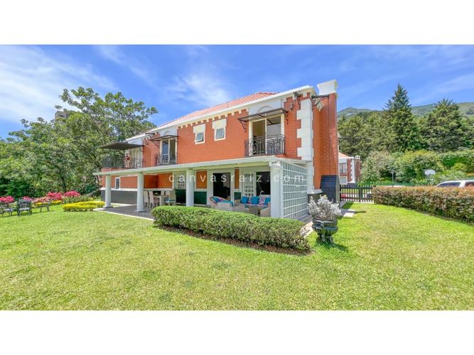 Casa de 5 alcobas en venta en El Tesoro, Medellín, 450 m² · foto 2 de 21