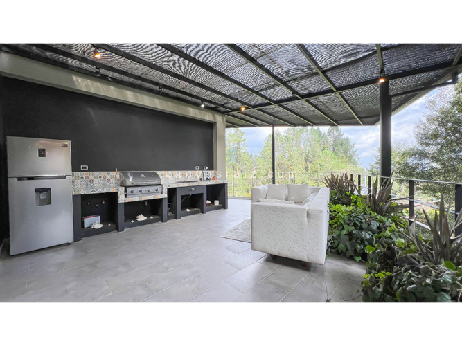 Casa de 4 alcobas en venta en Escobero, Envigado, 514 m² · foto 16 de 18